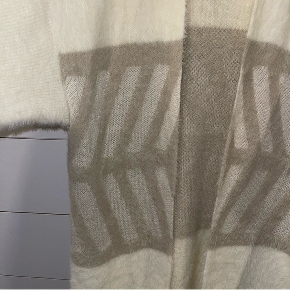 Anthropologie Merzouga Cozy Cream & Tan Kimono Sleeve Long Sweater OSFM - Picture 6 of 8